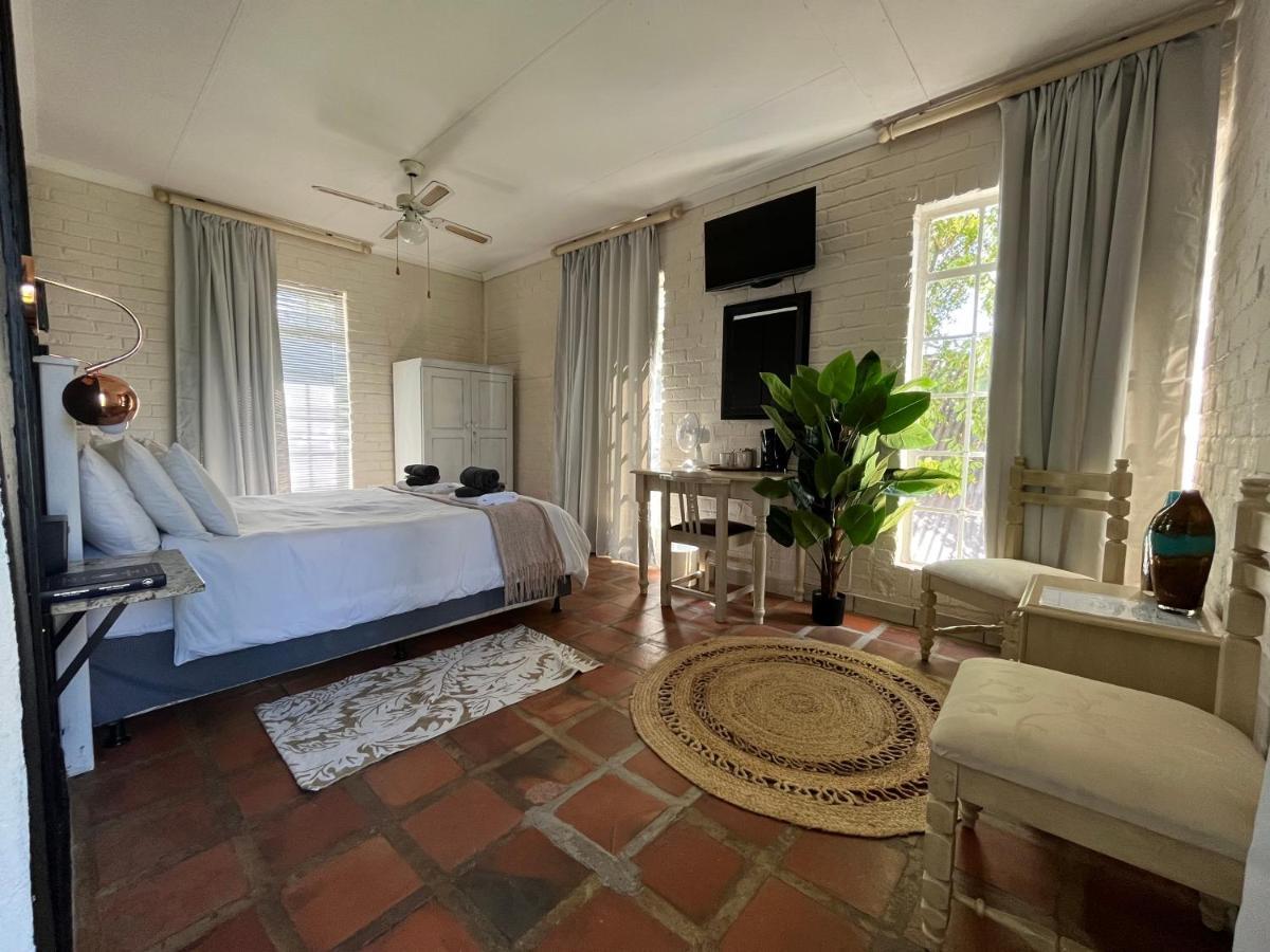 The Gallery Lounge Potchefstroom Exterior photo
