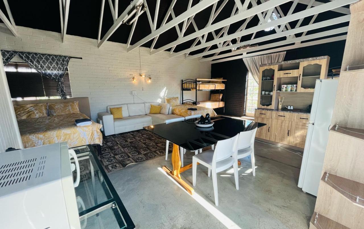 The Gallery Lounge Potchefstroom Exterior photo